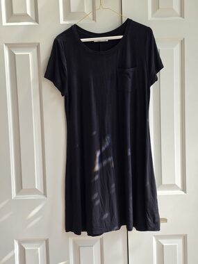 Arizona Jean Co Black Short Sleeve Pocket Tee Dress